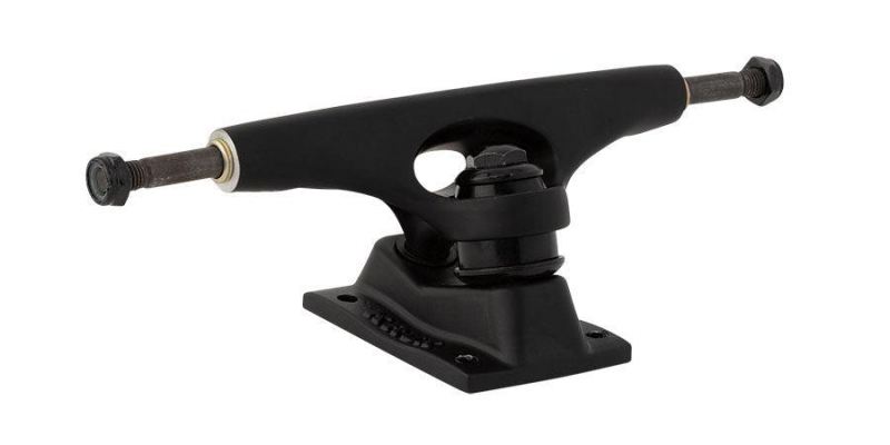 Trucks Krux 8.25 K5 DLK black set.jpg